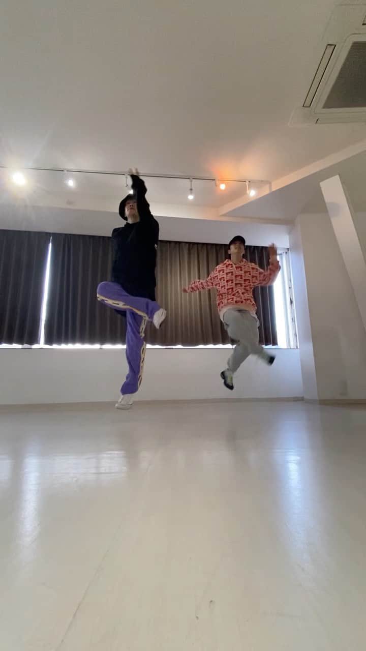 花村想太のインスタグラム：「懐かしの　#第六感　^_^ 颯の #ヨワネハキ もみにいってね！！明日ヨワネハキのNGもアップします！ @da_ice_hayate_wada   #Da_iCE #Natural_Lag #UPSTART #ナチュラグ #花村想太 #踊ってみた」