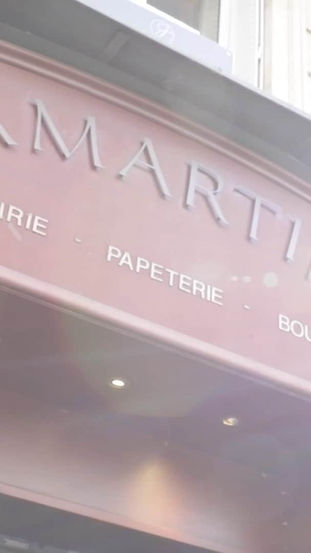 ニコラ・サルコジのインスタグラム：「Votre soutien me touche tant ! Merci à chacun d’entre vous ! NS」