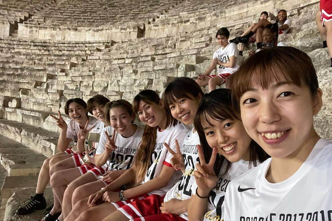 藤堂なな子さんのインスタグラム写真 - (藤堂なな子Instagram)「． ASIA CUP 2021 優勝🏆5連覇🖐  チームメイト、スタッフの皆さんには感謝で溢れかえってます。 また良い景色を見られるようにこれからも頑張ります！  沢山の応援ありがとうございました！  #fibaasiacupwomen  #akatsukifive」10月4日 21時58分 - todonanako