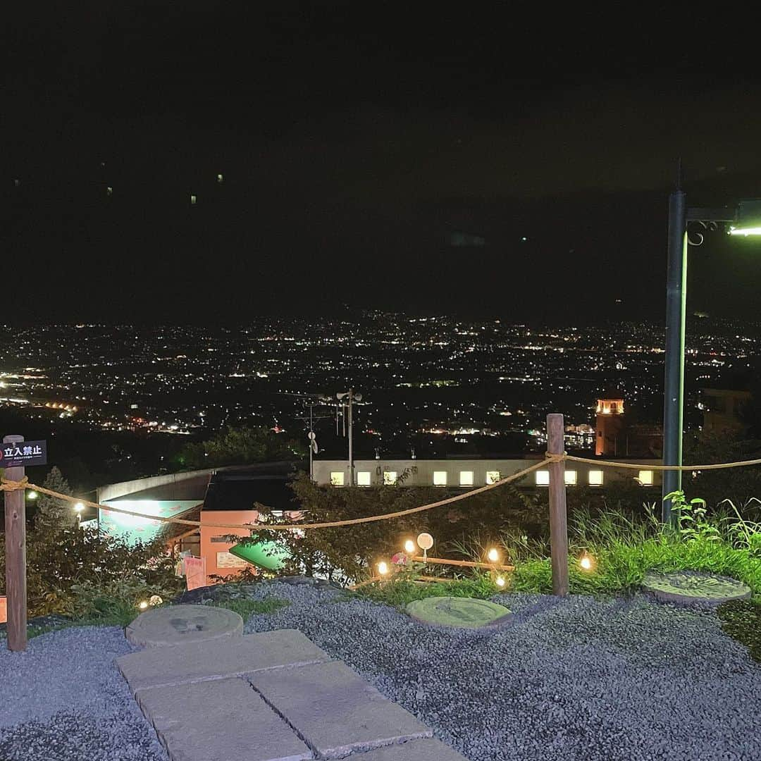 梶田凪さんのインスタグラム写真 - (梶田凪Instagram)「#山梨#山梨県#夜景#山梨観光#綺麗#甲府盆地#甲府#フルーツ公園#温泉#山梨フルーツ温泉ぷくぷく」10月4日 22時41分 - nagi_kajita