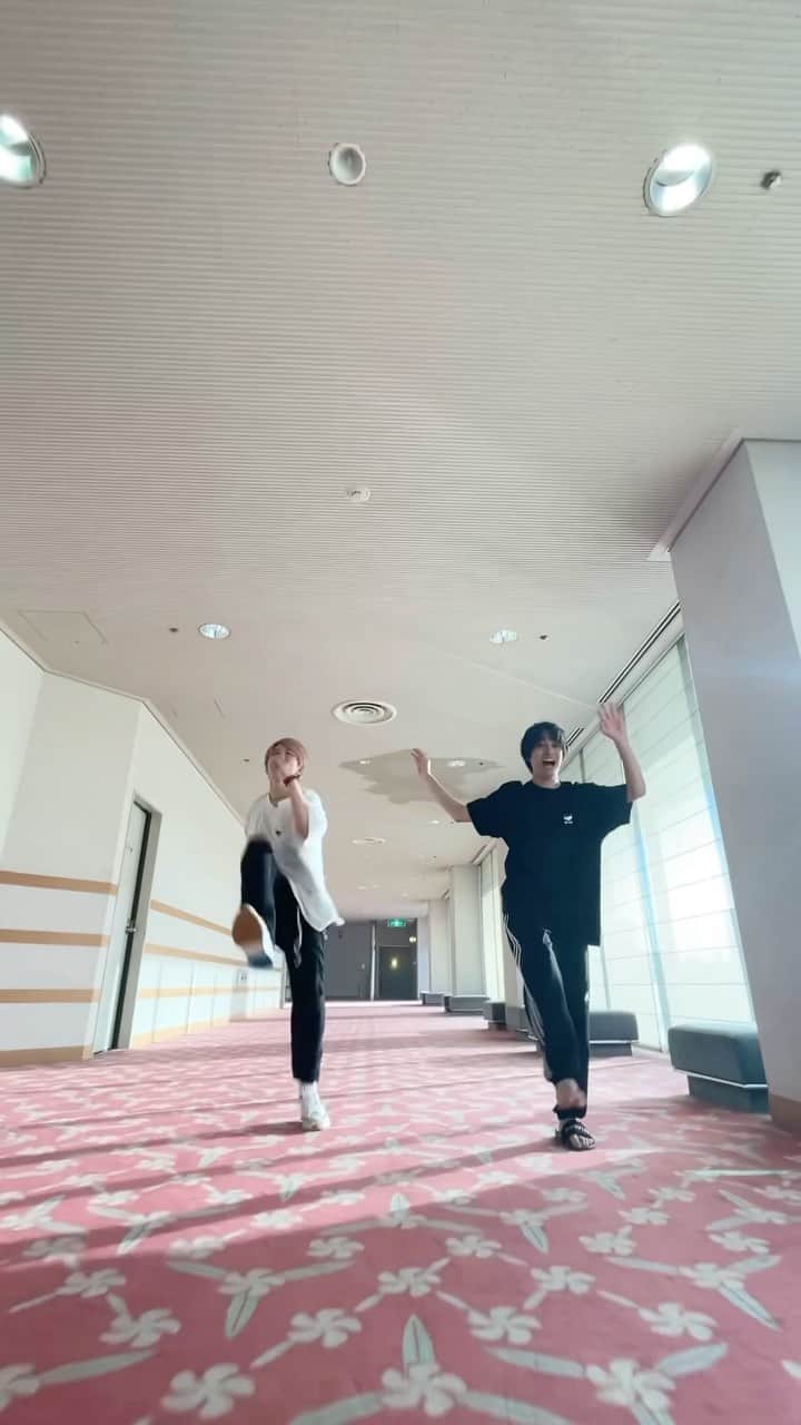 花村想太のインスタグラム：「#ヨワネハキ NGバージョン^_^in 広島！！  @da_ice_hayate_wada @asmi__official  @wanuka__  @maisondes_6half  #Da_iCE #Natural_Lag #UPSTART #ナチュラグ #花村想太 #踊ってみた」