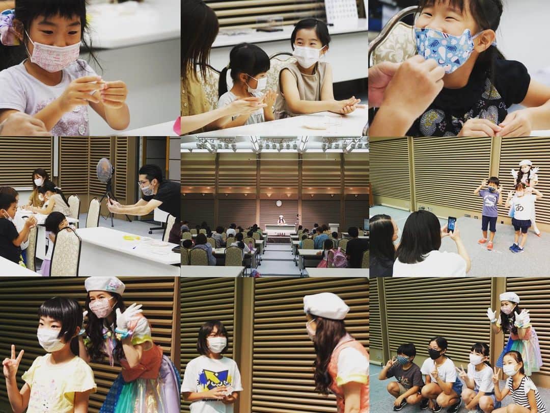 のインスタグラム：「昨年延期になり、やっと叶った岐阜県大垣市のねんど教室。4公演のチケットも瞬間的に完売したと伺いました。待っていて下さり本当に嬉しかったです。 2日間、楽しい時間をありがとうございました！！  先月のまん延防止等重点措置による延期で会えなくなってしまった皆さんとも、またお会いできるよう心から願っております！  #workshop #forkids #education #clayart #nendol #hitomiokada #大垣市 #岐阜 #ねんドル岡田ひとみ #おねんどお姉さん #出張」
