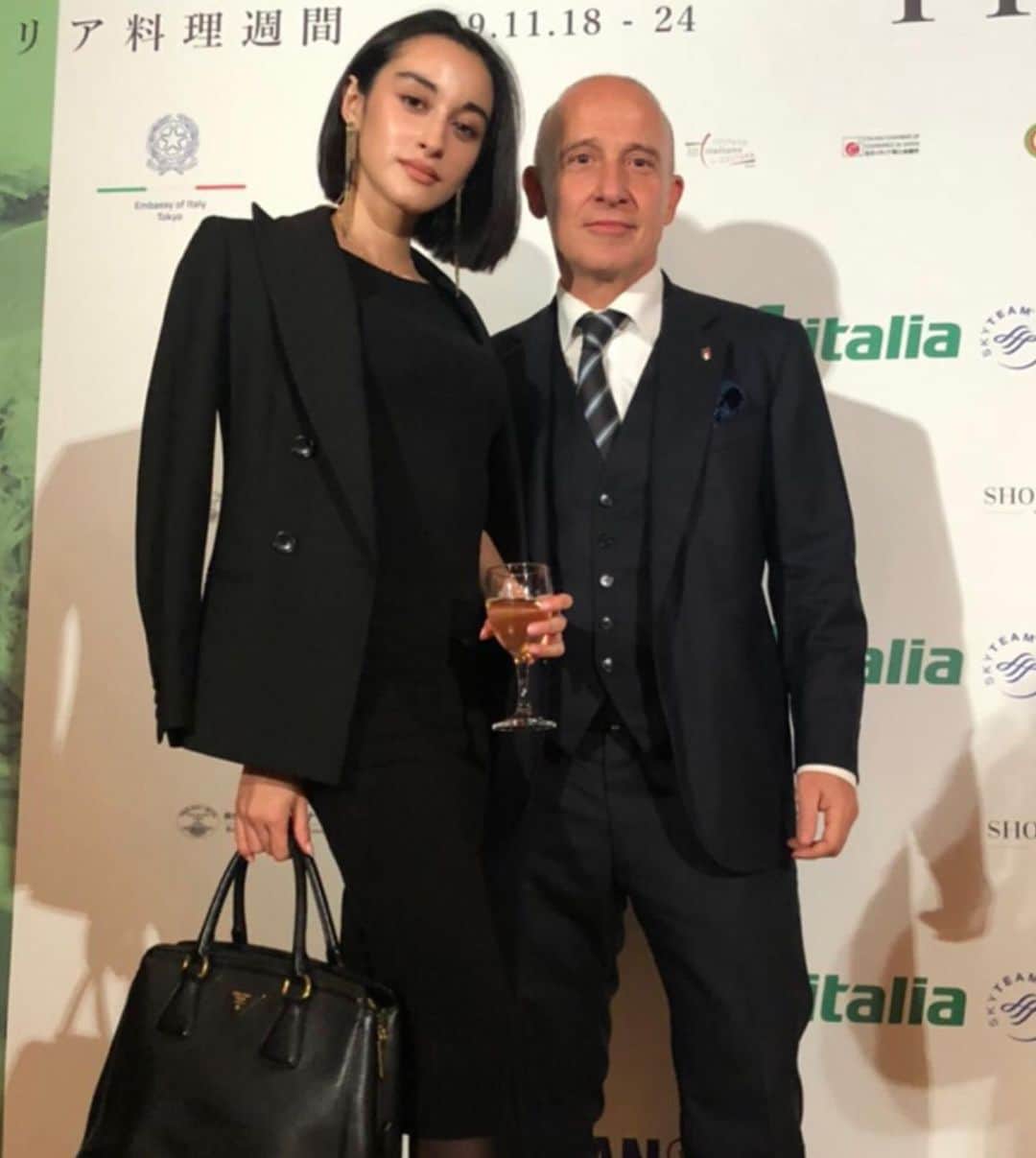 国木田彩良のインスタグラム：「Goodbye to our ambassador Giorgio Starace! Always in a impeccable Italian suit and impeccable positive energy and smile ! We will miss you, even us proud Italians !! 🇮🇹」