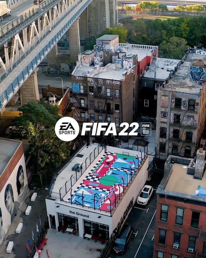 trashのインスタグラム：「Shot this for @easportsfifa x @ninachanel. Got to watch the entire transformation of the court from start to finish. Nina’s design came out 🔥!!!」