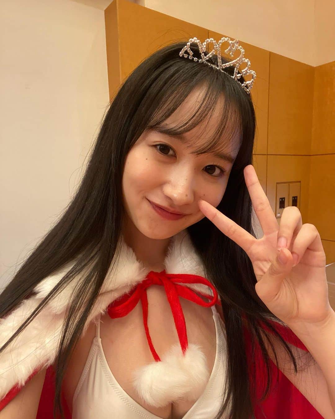 963のインスタグラム：「【お知らせ】  この度、ミスマガジン2021読者特別賞に選ばれました✨  皆さんが沢山応援してくださったおかげでこの賞をとる事が出来ました！！！！ 本当に有難うございます！！  これからも全力で頑張っていきますので応援よろしくお願いします🥰！！  #辻優衣 #ミスマガジン2021 #ミスマガジン」