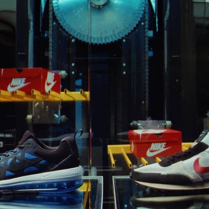ジュリアス・ランドルのインスタグラム：「🌎 🔑 @jdsportsus x @nike」