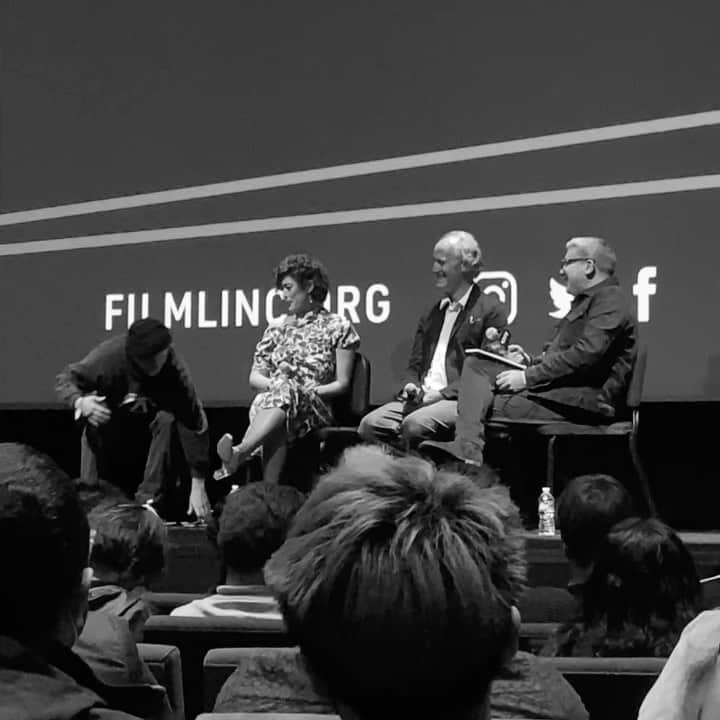 ケンゾーミナミのインスタグラム：「C’mon C’mon premieres w/ #joaquinphoenix #mollywebster (from @wnyc @radiolab and apparently is in @rachelcomey!) and #mikemills   The mix of actual interviews with real subjects and a fictional narrative - like “My Own Private Idaho” or Kore-Eda’s “After Life”. Speaking of that, with an astonishing chance but this is how life often seems to work, a friend who had joined me for the screening knew River Phoenix when she was a kid.  I was thinking of the time when I watched E.T. as an adult, decades after watching it as a child in the theater and bawling. Watching E.T. a few years ago, the film became all about the mother character for me, her being a single mother and trying her best. Even though Spielberg had talk about how much his parents’ divorce effected him and influenced him, I really saw it then. For some reason I kept thinking of that sensation when I was watching this film.  Also Ozu - so when Mike Mills mentioned him when he talked about the framing, I was like “Ah ha!”.   And the majority of the film takes place in my neighborhood. A friend who used to live in the area had told me that they came to check out her place for a potential shooting location.  The film was lovely.  As always, thank you @lwyang for this.  #cmoncmon @cmoncmonmovie @a24」