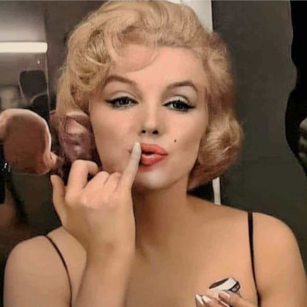 マリリン・モンローのインスタグラム：「Too beautiful💋」