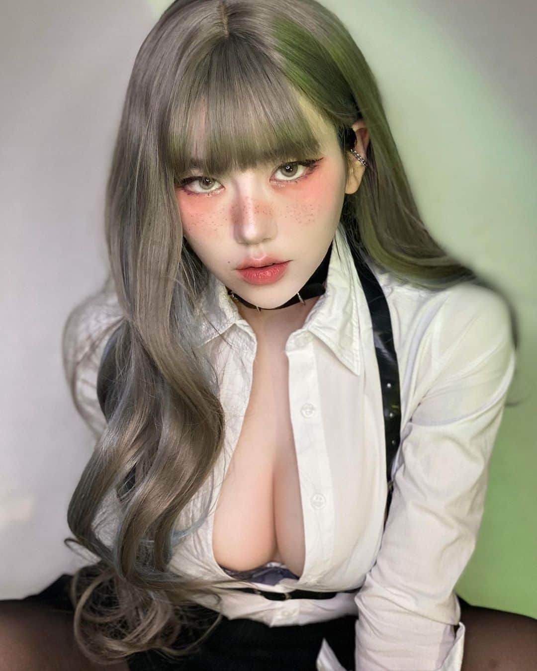 Shikaさんのインスタグラム写真 - (ShikaInstagram)「Follow me @hasunoai_   Model: @naughty_rabbit_ naughty (🇰🇷)  #ulzzang #sexy」10月5日 11時56分 - shika.kamisaka