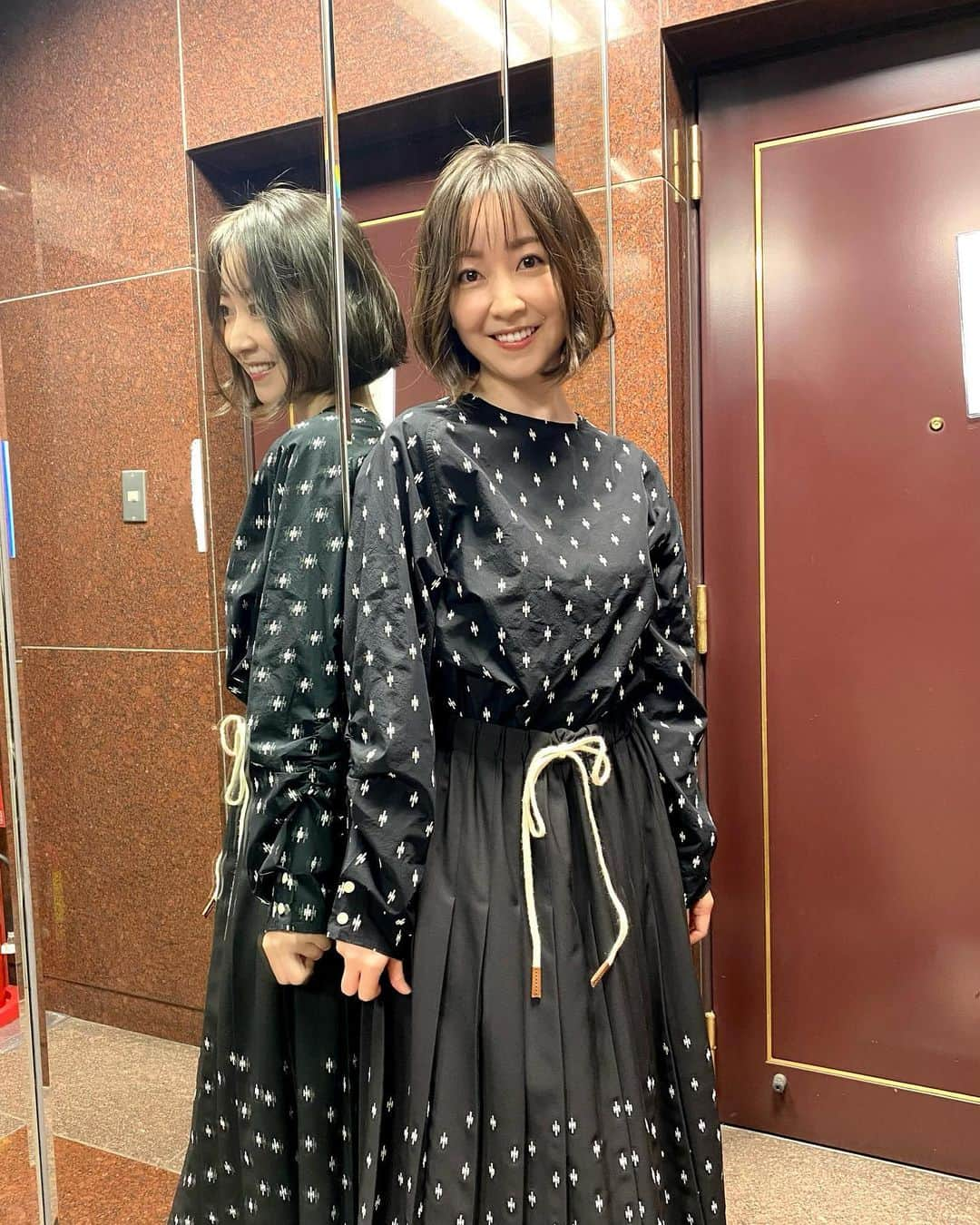 黒川智花さんのインスタグラム写真 - (黒川智花Instagram)「. 出演情報です📣 . 配信ドラマ『ドクターエッグス～研修医・蟻原涼平～』に出演します✨ ✅前編10月７日（木） ✅後編10月14日（木） TELASA（テラサ）にて 配信スタート📺 . シリアス👀？コメディ⁉️ 様々な要素があって面白い役柄でした☀️　楽しんで頂けたらと思います😄 ▫️ #doctorx #スピンオフドラマ #ドクターエッグス」10月5日 12時33分 - tomoka_kurokawa_official