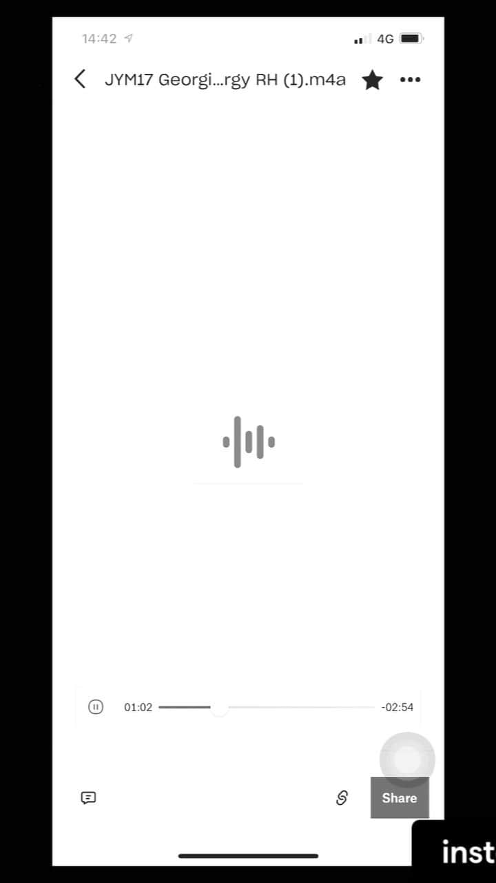 YURIのインスタグラム：「曲リハ途中のチャチャ入れがいつも絶えない私たちw @masakohama1 @jinobass, slap that s*^t🎸😆 miss my peeps🥲 #JYM #bass #lol #GeorgiePorgie #YURI #Artist #RnB #Japan #Tokyo #가수 #일본 #유리」