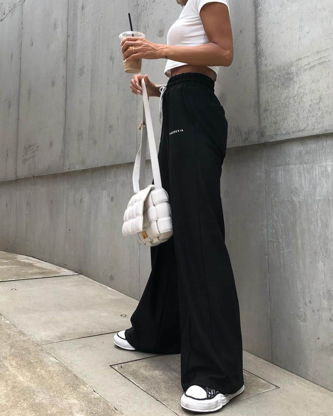 菅又菜摘（ナツ）のインスタグラム：「Jersey wide pants @tanorexia_official」