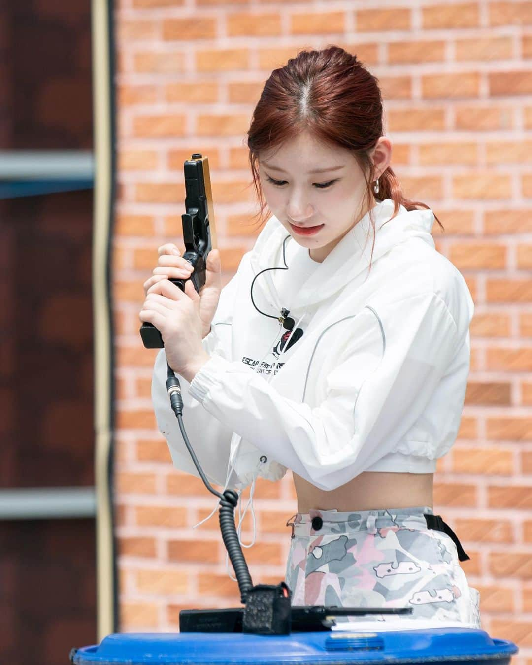 ITZYさんのインスタグラム写真 - (ITZYInstagram)「[CSI 2] Codename : Secret ITZY 2 Behind Photo  🔑EP.09 https://youtu.be/IdEyL82vuB8  #ITZY #있지 @itzy.all.in.us #MIDZY #믿지 #CSI_2 #Codename_Secret_ITZY_2」10月5日 20時01分 - itzy.all.in.us