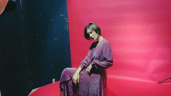 小林玲のインスタグラム：「⁡ ⁡ ⁡ モデルとして参加させて頂いた #女優が撮る女優展 が 本日からスタートしました🎉 ⁡ ⁡ ⁡ 私は一足先にお邪魔しまして！ ⁡ ⁡ ⁡ 本当にどれも素敵な作品で、 ⁡ ゆかさん( @yuka__yamauchi )や みすずさん( @nishizono_misuzu ) スタッフさんの想いが ひしひしと伝わってきて感動でした。 ⁡ ⁡ ⁡ 是非皆さんにも見ていただきたいです☺︎♪ 9日にはオンライントークショーもあります！ ⁡ ⁡ ⁡ ⁡ ⁡ 詳細などはハイライトにて〜♪ ⁡ ⁡ ⁡ ⁡ #女優が撮る女優展 10月5〜10日 @ 渋谷ギャラリールデコ3F  #写真展」
