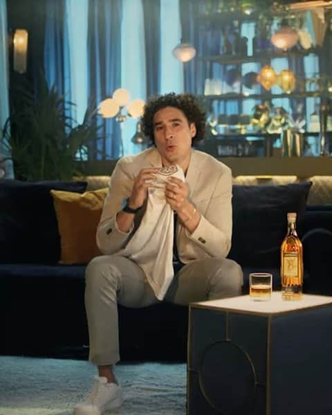 ギジェルモ・オチョアのインスタグラム：「En esta nueva ronda de eliminatorias, necesitamos del apoyo de la afición No. 1 y para celebrar las victorias, necesitamos @grancentenariotequila. Pruébalo y descubre por qué es el Tequila No. 1 de México. #1Tequila  #brandedcontent」