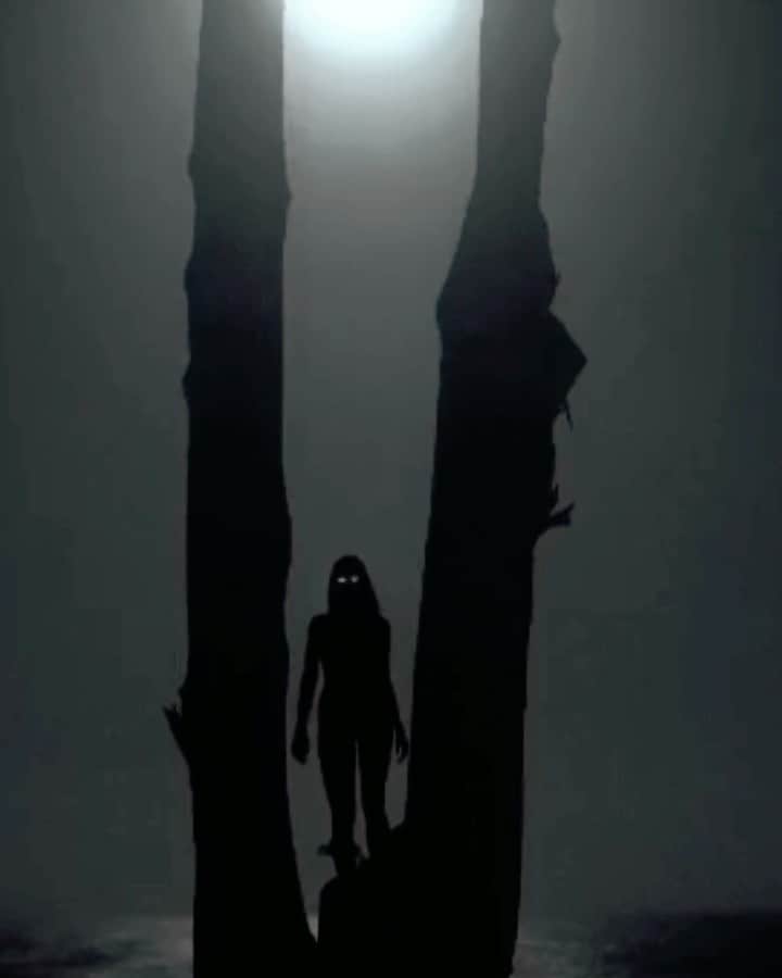 Sarahのインスタグラム：「Spooky szn bb」