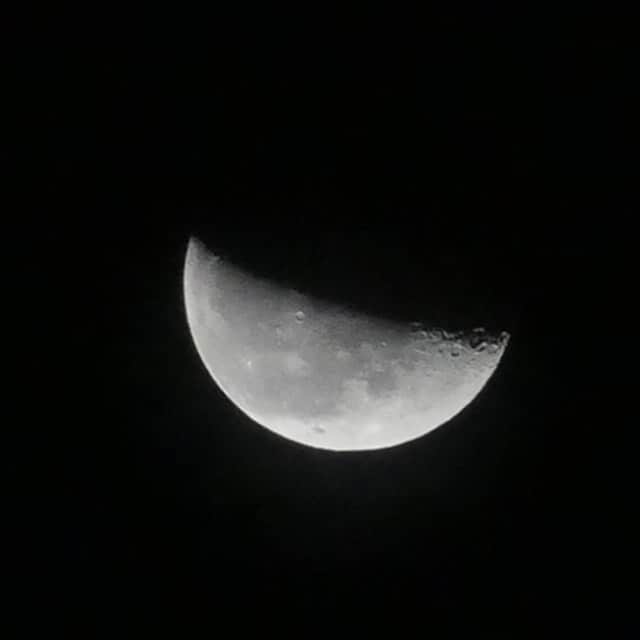 伊地健治さんのインスタグラム写真 - (伊地健治Instagram)「きのう、渡部さんの天気コーナーでもお伝えしましたが、今月18日は「十三夜」です🌖皆さんは「お月見」はしますでしょうか？😊  ブログ更新しました！」10月6日 11時44分 - kenji_ichi_satv