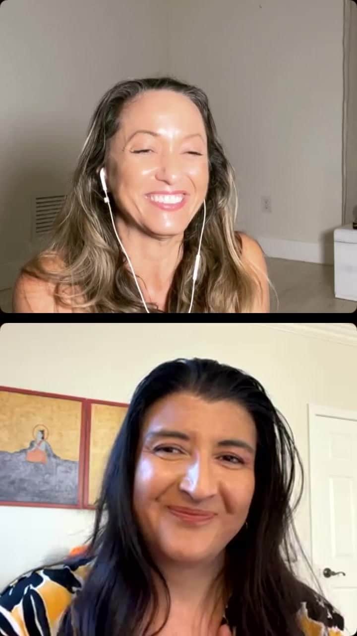 キノ・マクレガ―のインスタグラム：「Talk with @susannabarkataki on embracing yoga’s roots. This will appear on my Yoga Inspiration podcast next week!」