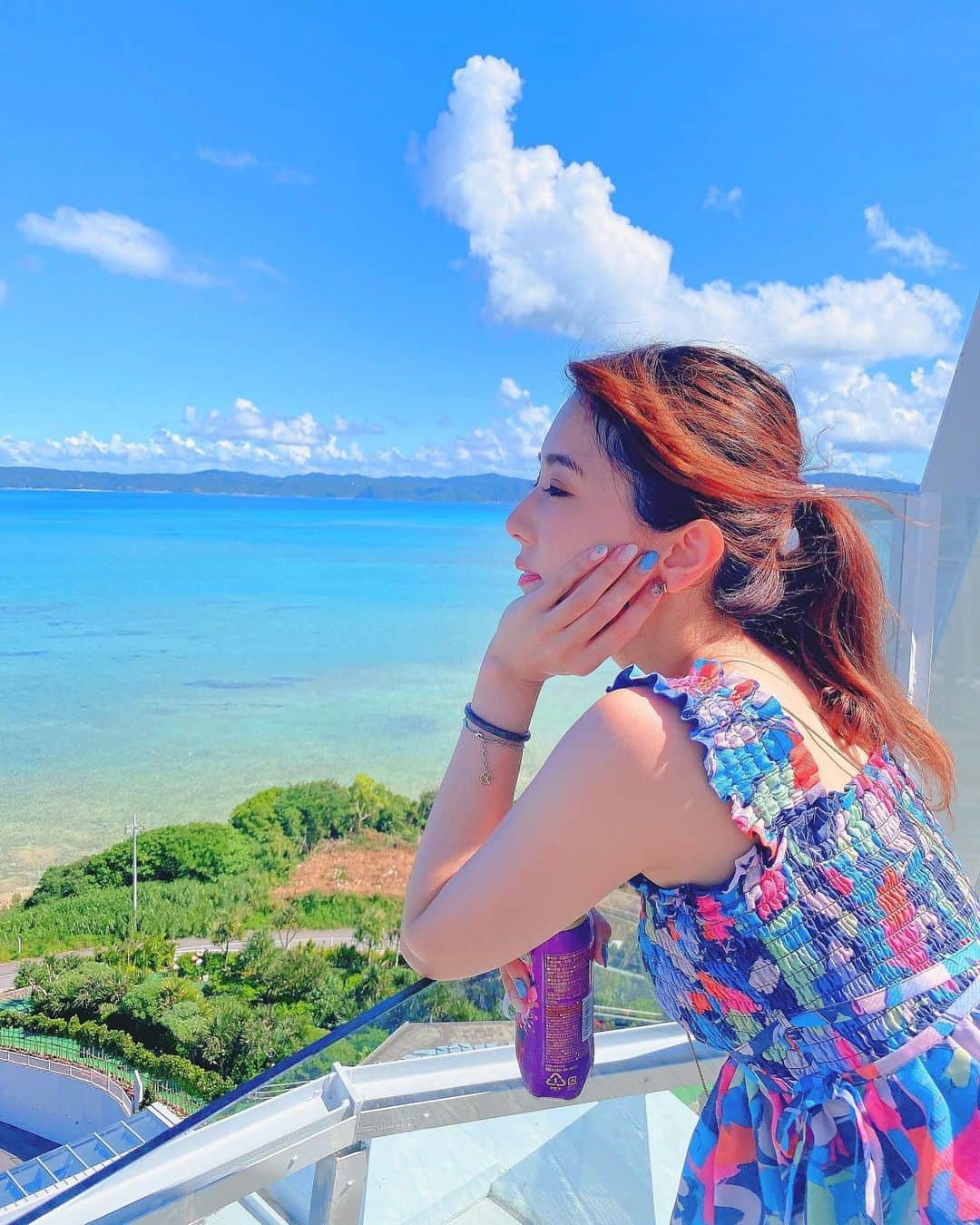 波多野結衣さんのインスタグラム写真 - (波多野結衣Instagram)「sea🐬 . . #sea #海 #blue  #summer  #綺麗  #砂浜  #波多野結衣  #波多野结衣」10月6日 16時52分 - hatachan524