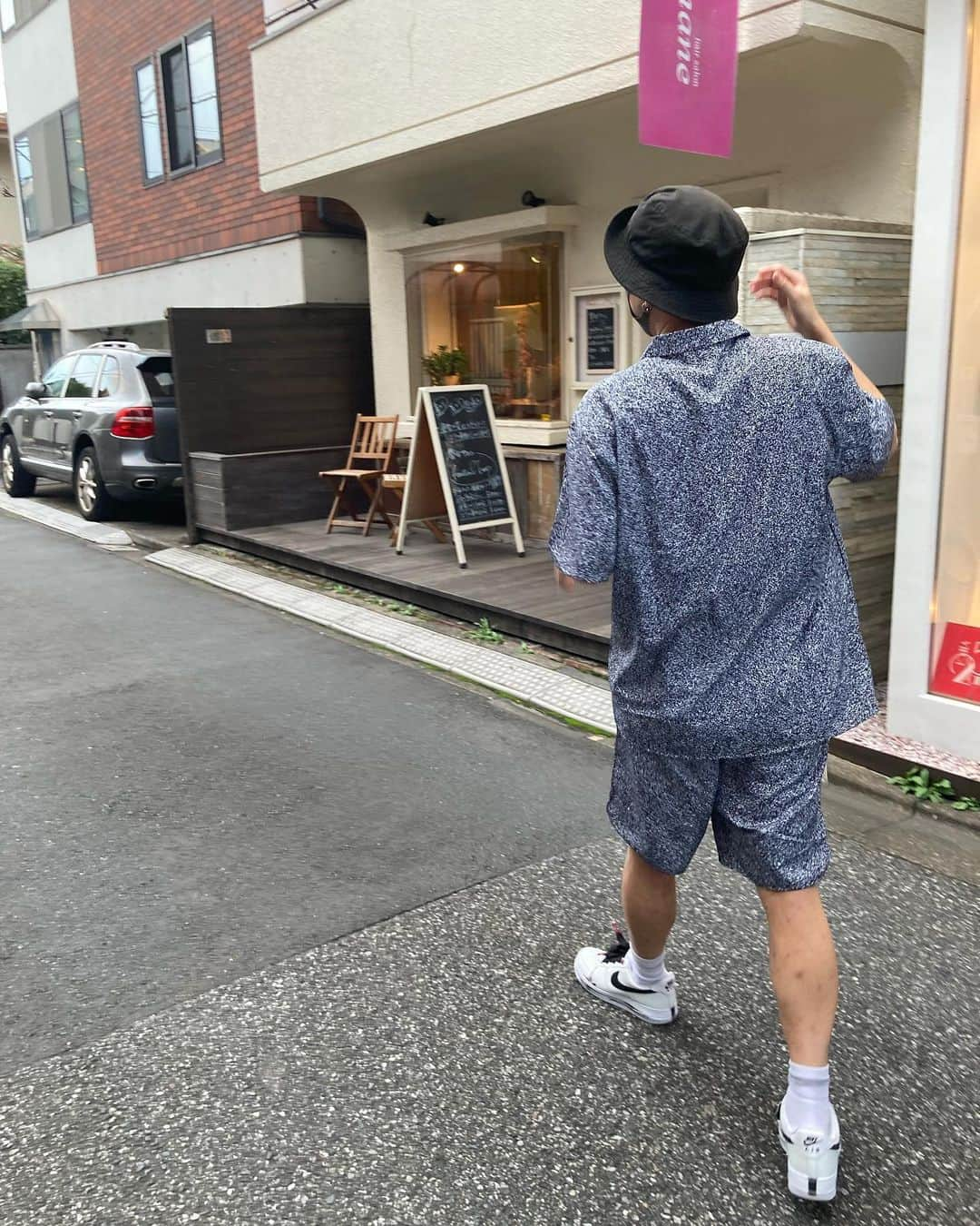 前田真吾さんのインスタグラム写真 - (前田真吾Instagram)「最近はセットアップな気分👕✨ そろそろ秋物の着たいなー  #夏服#夏コーデ#セットアップコーデ#セットアップ#バケハ#バケハ男子#cap#p.i#stussy#nike#今日のコーデ#カジュアル#casual#サングラス#🕶#☀️」10月6日 17時11分 - shingo_maeda__