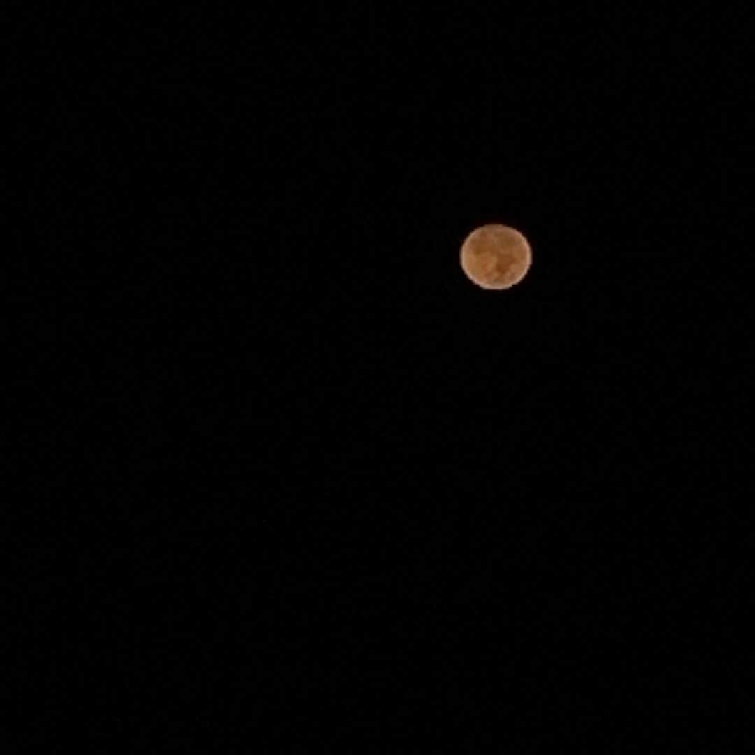 ミンギュのインスタグラム：「🌙」