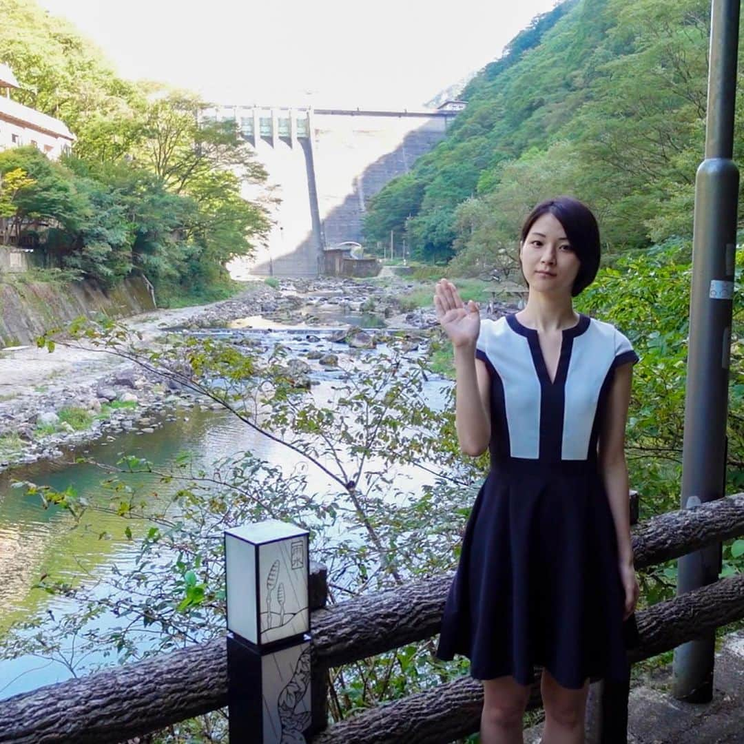 高山沙織のインスタグラム：「岡山県の湯原温泉に行ってきました。 開放的すぎる混浴温泉『砂湯』にも入浴。」