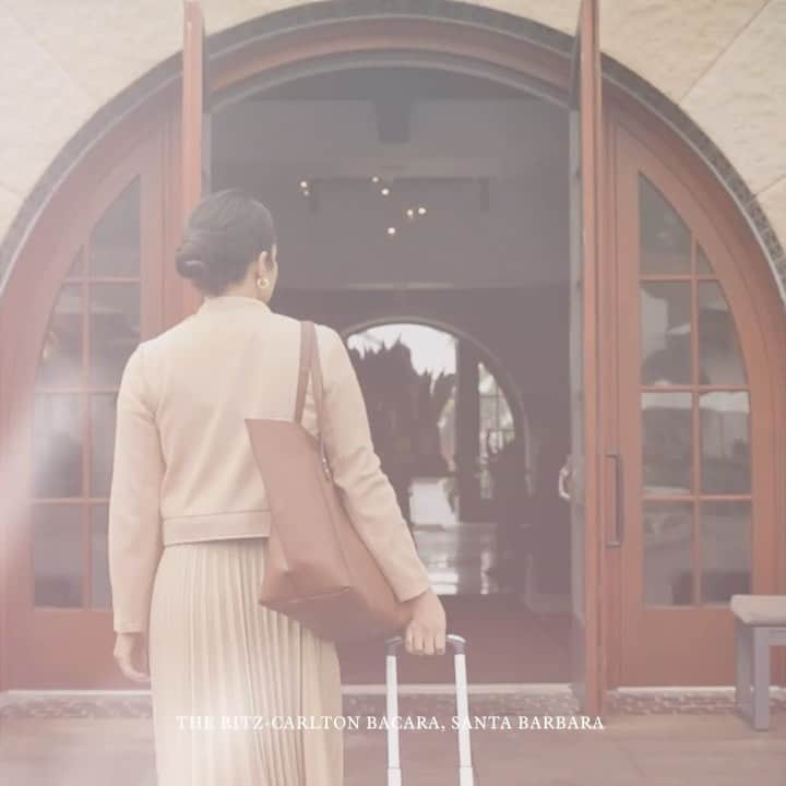 THE WESTIN KYOTO ウェスティン都ホテル京都のインスタグラム：「旅する喜びを再発見しませんか。忘れられない体験と素晴らしい旅先を発見する一週間がここに。限定オファーをご覧ください。  The joys of travel await. Join us for seven days of exclusive offers and curated experiences. Explore all our amazing offers: marrbnvy.com/wonders #WeekOfWonders.」