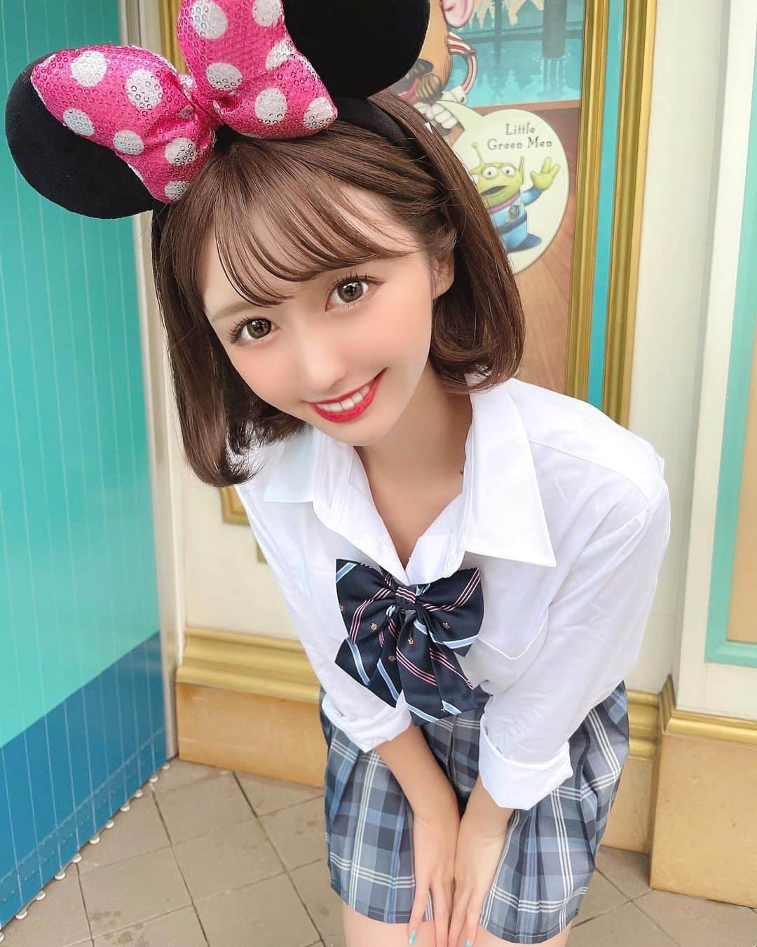 伊上あやさんのインスタグラム写真 伊上あやinstagram 制服ディズニーしてきたよ 久しぶりのシーだった ディズニーコーデ ディズニー ディズニーシー 制服ディズニー 制服 Disney 10月7日 19時50分 O Aya 0613