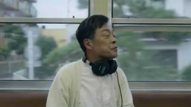 光石研のインスタグラム：「こちら本日公開となりました🧥👏念願のSeason2始動です！！  初回は千葉編🚇 是非ご覧下さい。  【by staff】   @tokyovintagediary みなさまお待たせいたしました！  東京古着日和シーズン２、第一話を本日20:00に公開いたします。  この公開を迎えることができたのは、東京古着日和シーズン２クラウドファンディングにご支援いただいたみなさまのおかげです。 本当にありがとうございました。この場を借りて、感謝を申しあげます。  また、コロナ禍で厳しい撮影状況のなか、前向きにご協力いただきました関係者のみなさま、そして東京古着日和を楽しんでくださるすべての方に。  スタッフ一同、感謝の気持ちでいっぱいです。  是非ご覧ください！  YouTubeのURLはプロフィールリンク @tokyovintagediary からご確認いただけます。  #東京古着日和 #みんなの東京古着日和 #光石研」