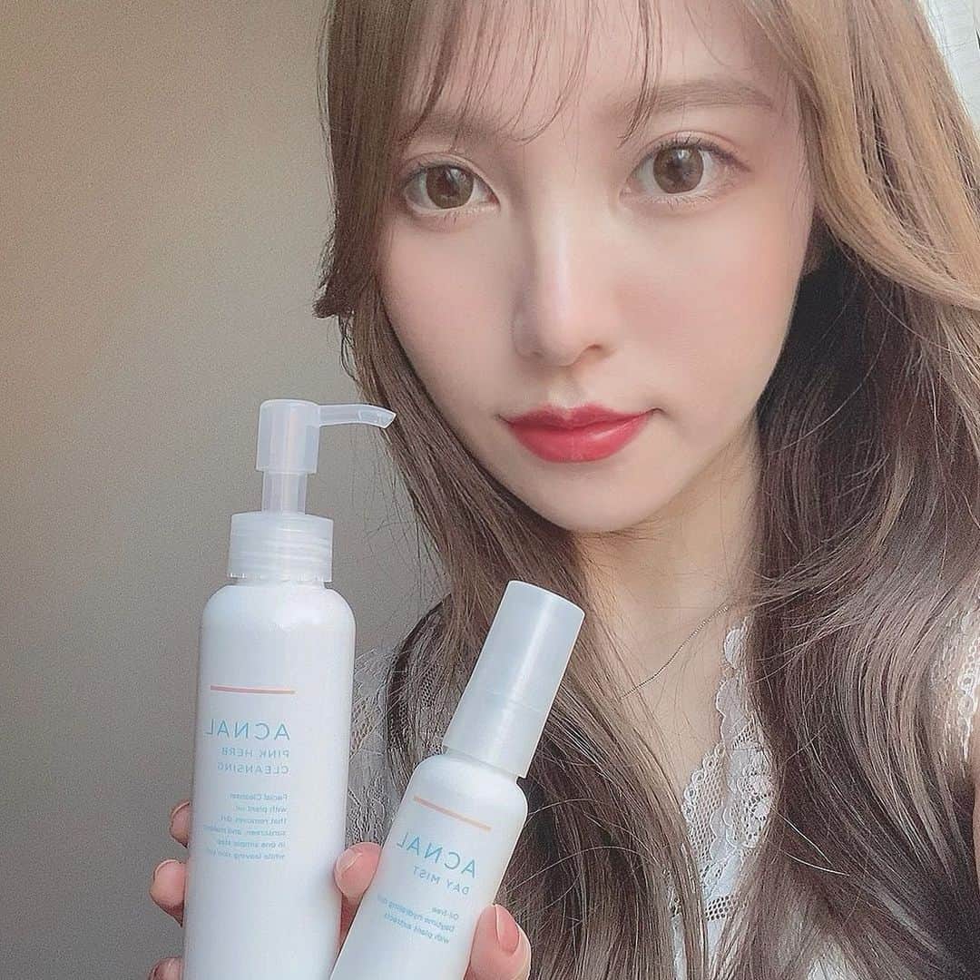 Moeka Takamatsuさんのインスタグラム写真 (Moeka TakamatsuInstagram)「. ホットクレンジングゲルで有名なマナラの 姉妹ブランド【ACNAL(アクナル