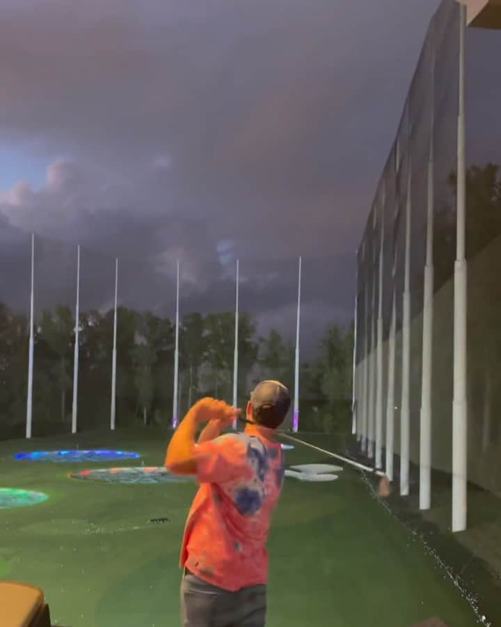 ジャスティン・ティンバーレイクのインスタグラム：「Shooters shoot. The @TopGolf Legend is back.」