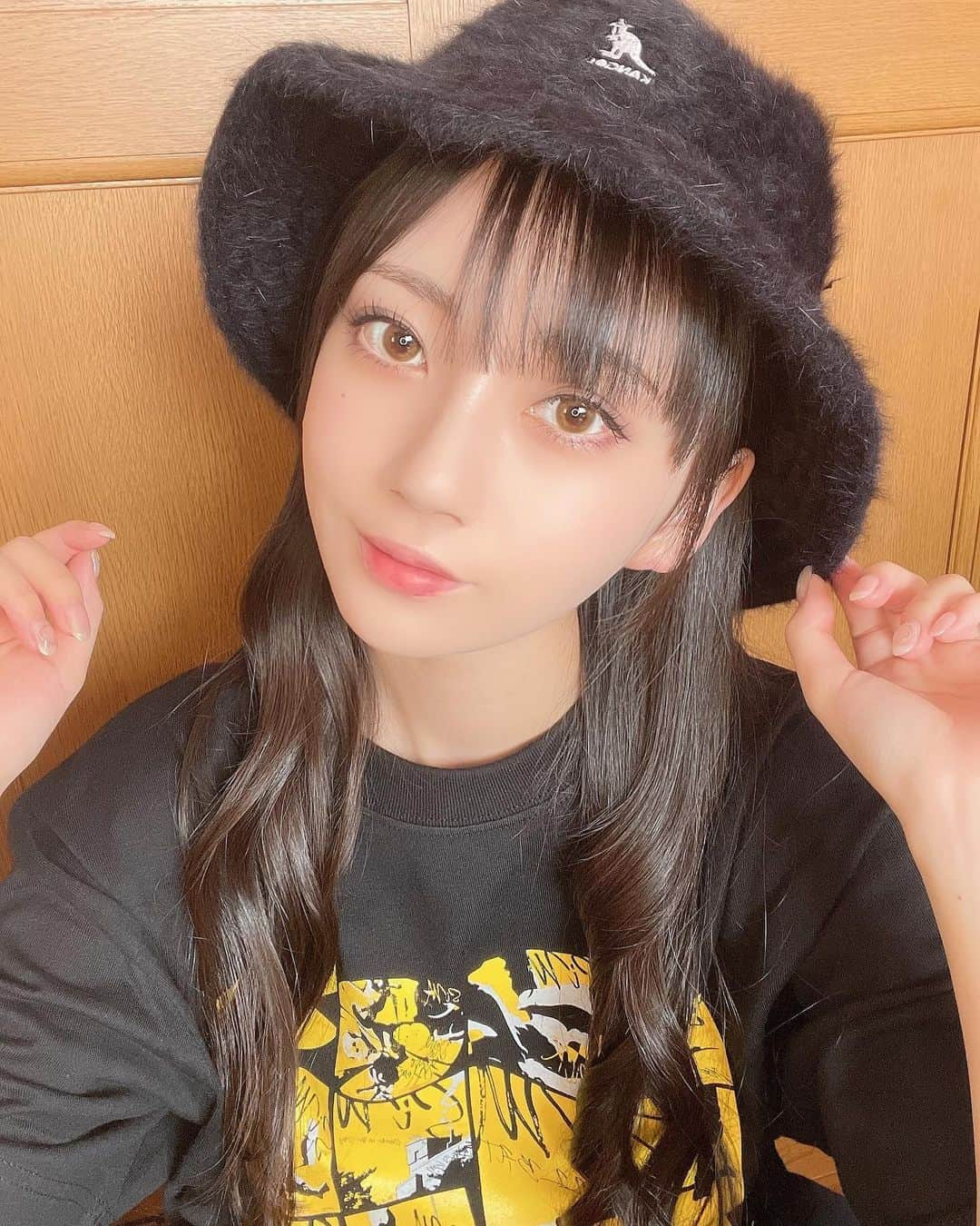 七沢みあさんのインスタグラム写真 - (七沢みあInstagram)「おはようございます！ わたしも猫ちゃんも元気です！ 心配のメッセージありがとう～🥺」10月8日 10時06分 - mia.nanasawa