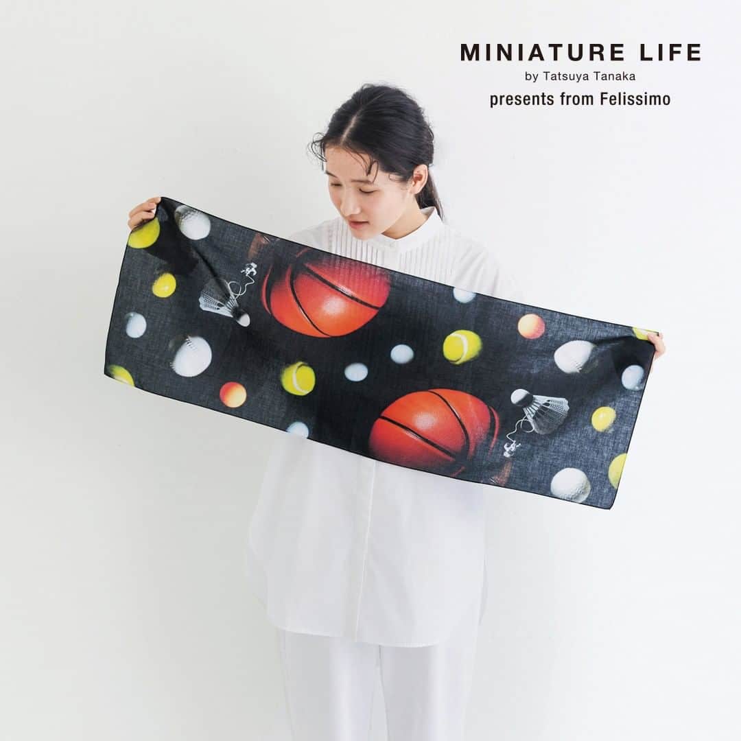 田中達也さんのインスタグラム写真 - (田中達也Instagram)「⠀ MINIATURE LIFE × FELISSIMO ⠀ フェリシモとのコラボレーションに 新しいアイテムが加わりました。 ぜひサイトを覗いてみてください。 https://www.felissimo.co.jp/collect/miniaturelife/ ⠀」10月8日 7時01分 - tanaka_tatsuya