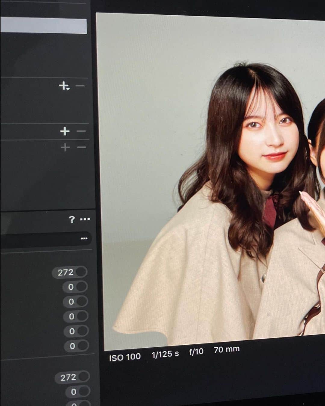 白沢かなえのインスタグラム：「22/7 8th Single アー写撮影のとき 前髪を薄〜くしてもらいました！ ⁡ れったんが「前髪が天才。」って たくさん褒めてくれて嬉しかった💕 ⁡ #ナナニジ」