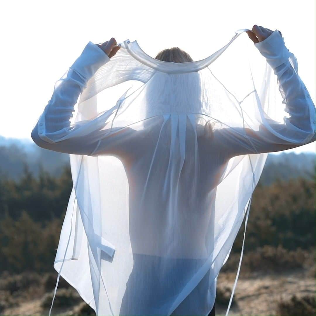 のインスタグラム：「Isabel Benenato FW 2021-2022 Collection "The Deamers"  in the dream  Now available online www.isabelbenenato.com」