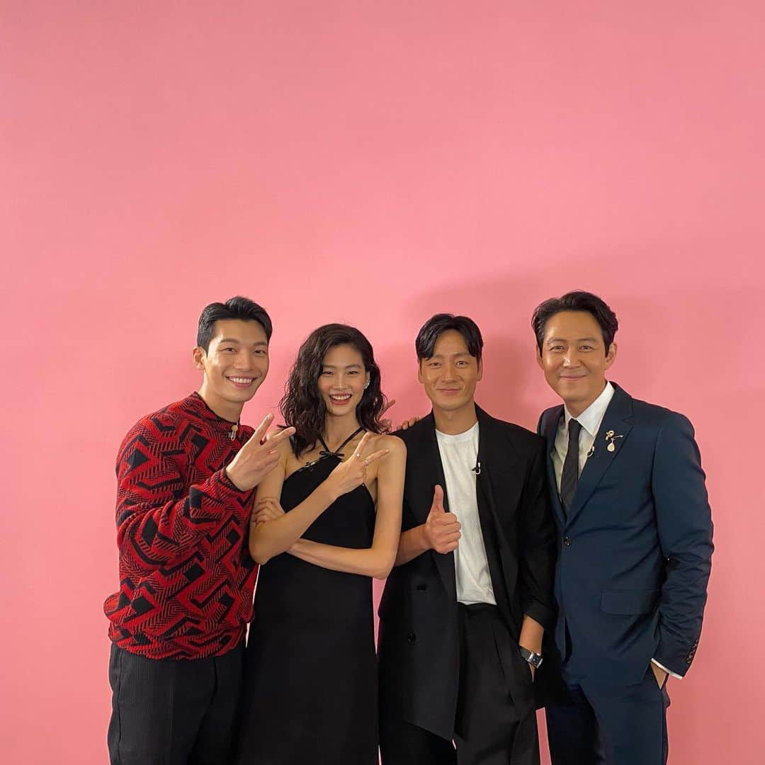 イ・ジョンジェさんのインスタグラム写真 - (イ・ジョンジェInstagram)「#박해수 #위하준 #정호연 #이정재 #squidgame #FallonTonight #leejungjae」10月8日 11時31分 - from_jjlee