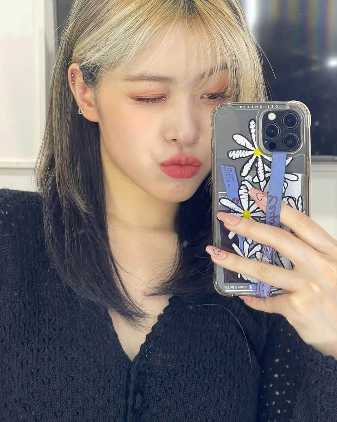 ITZYさんのインスタグラム写真 - (ITZYInstagram)「Mi」10月8日 12時10分 - itzy.all.in.us