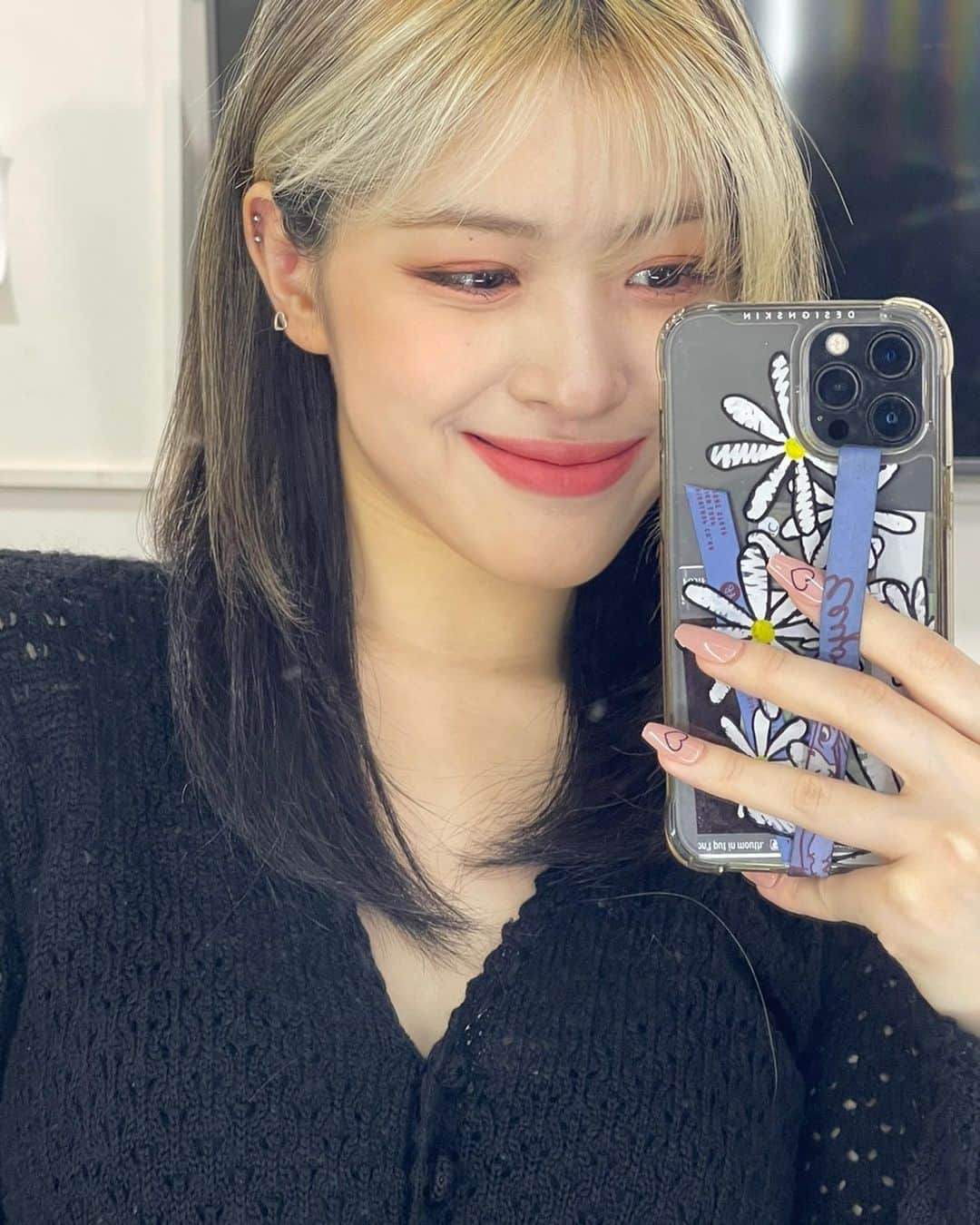 ITZYさんのインスタグラム写真 - (ITZYInstagram)「Mi」10月8日 12時10分 - itzy.all.in.us