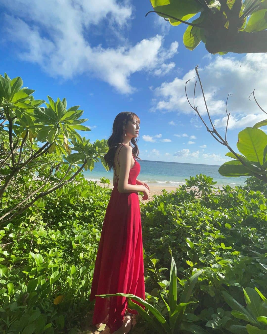 宮内理沙さんのインスタグラム写真 - (宮内理沙Instagram)「super breathtaking am view🌿☀️ . . #okinawabeach #beachtime #beachdress #therescape」10月8日 12時10分 - risa_miyauchi