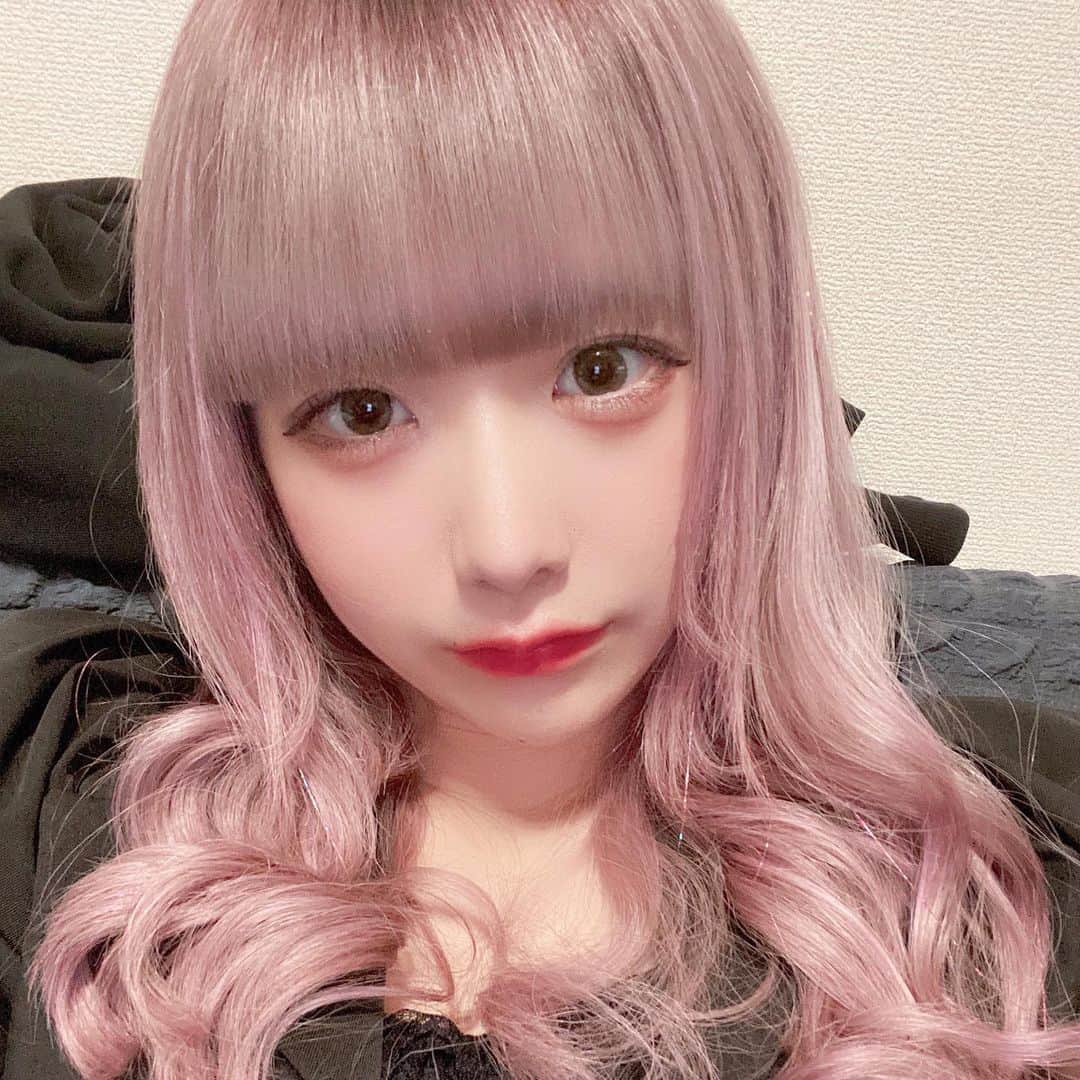 凸守すずのインスタグラム：「この時のカラコンまじおすすめ  #PR」