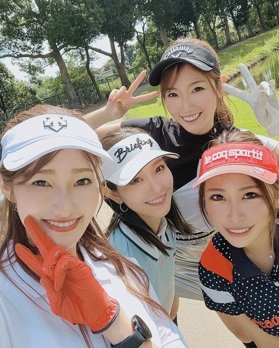 武田しのぶのインスタグラム：「定期ゴルフー(((o(*ﾟ▽ﾟ*)o)))💛❤ #golf#ゴルフ #ゴルフ女子」