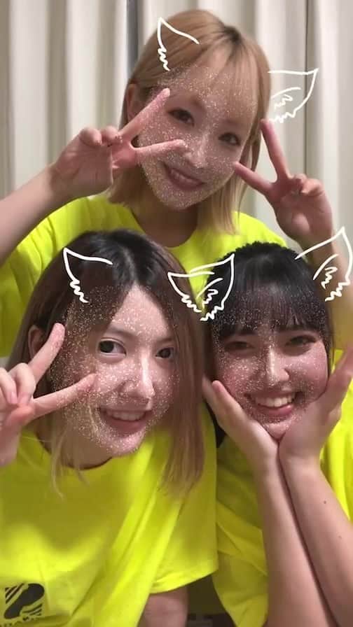 平野友里（ゆり丸）のインスタグラム：「10/13(水)@渋谷club asia 『FLOORS』 ⏰OP18:30／ST19:30  1st ワンマンライブに向けて ３人で色々お話ししたよ~！❤️‍🔥  ぜひ1人でも多くの方に 見ていただけたら嬉しいです！  ぜひ待ってます😭💛💛💛  よろしくお願いします！  🎟http://szwarcjpn.com/event.html  @satie_szwarc  @rhb_szwarc   #SZWARC #シュワルツワンマン #シュワルツ #アイドル」
