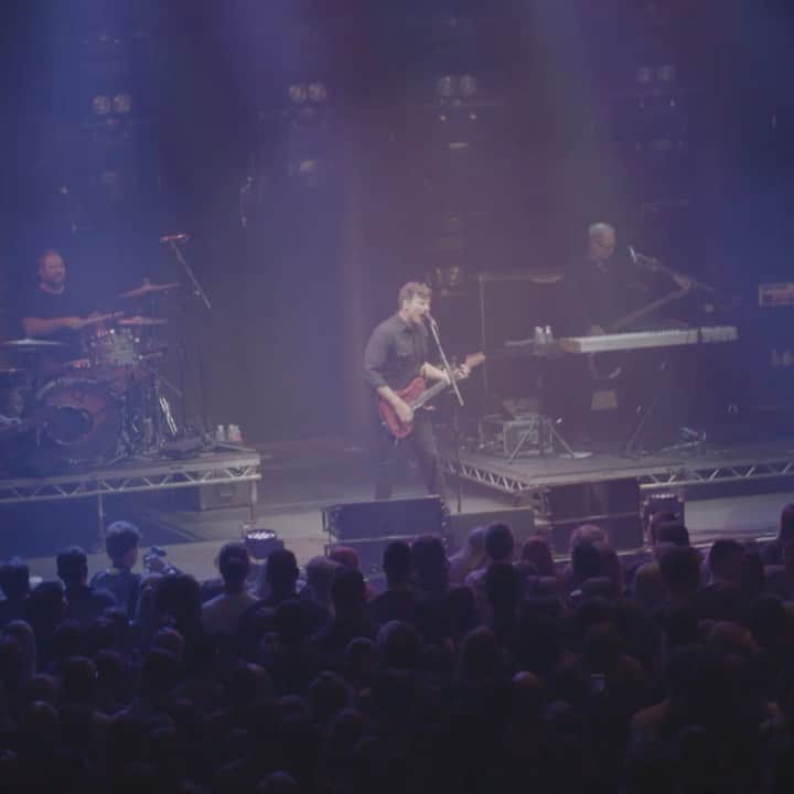 Jimmy Eat Worldのインスタグラム：「Tour with our friends @takingbacksunday kicks off next week! See you there!   10/13/21 - Salt Lake City, UT The Union  10/15/21 - Spokane, WA Spokane Pavilion at Riverfront  10/16/21 - Bend, OR Les Schwab Amphitheater  10/18/21 - San Francisco, CA The Masonic  10/19/21 - Paso Robles, CA Vina Robles Amphitheatre  10/21/21 - San Diego, CA Gallagher Square at Petco Park  All shows with @thebeachesband   For all upcoming shows visit www.jimmyeatworld.com」