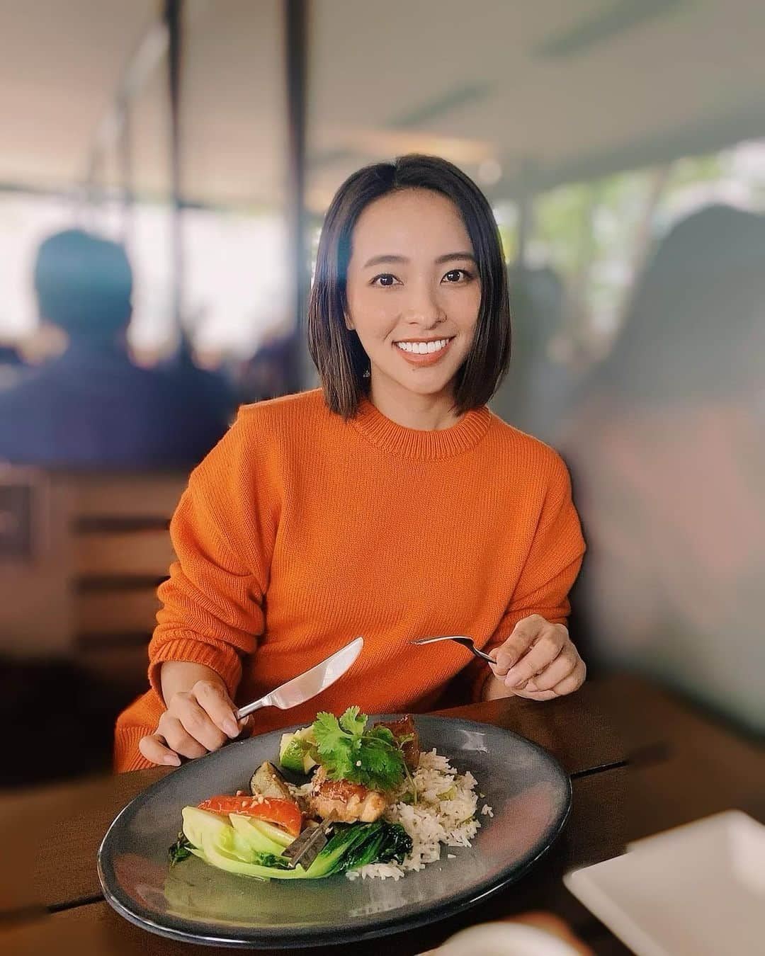 水崎綾女さんのインスタグラム写真 - (水崎綾女Instagram)「lunch time /IVY PLACE breakfastもおすすめ〜♡ 今の時期はテラスも気持ちいいよね！  Orange KNIT @milaowen_official   #アイビープレイス #ivyplace #ランチ #代官山 #daikanyama #🍴 #lunch #breakfast #朝食」10月9日 8時56分 - misakiayame