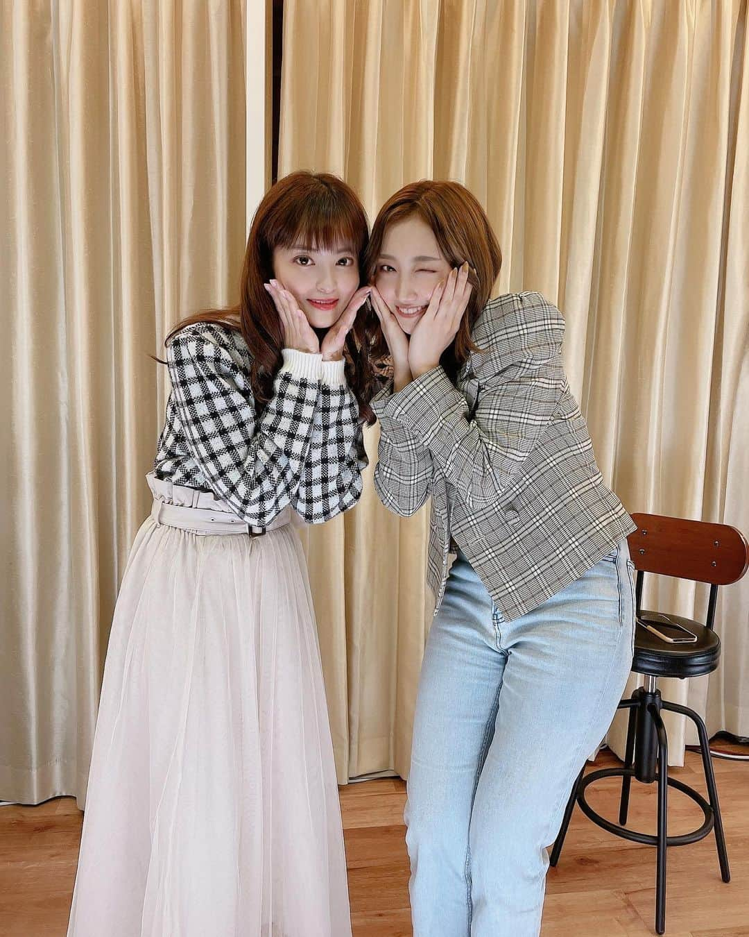 桜もこさんのインスタグラム写真 - (桜もこInstagram)「YouTubeチャンネル 『はだかいっかん』収録で 加美ちゃんと❤️  #はだかいっかん　#youtube #チャンネル　#instagram」10月9日 13時05分 - mokochan319