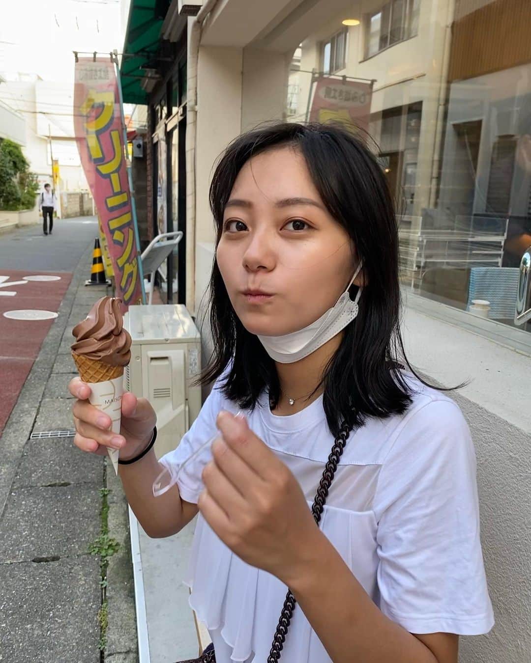 のインスタグラム：「まだまだ暑い日が続きますね👀 ソフトクリームが美味しい気温です (日焼けが戻りません笑)」