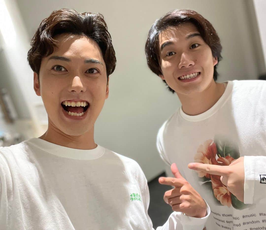ないとーのインスタグラム：「今回は水溜りボンドのラジオイベントにおるたな2人とも参加させて頂きました！  観にきてくれた方、配信見てくれた方ありがとうございますー！  急がずに、ゆっくり自分のペースで、でもまた2人が揃う日を待ってます！  #水溜りボンド #水溜りボンドann0」