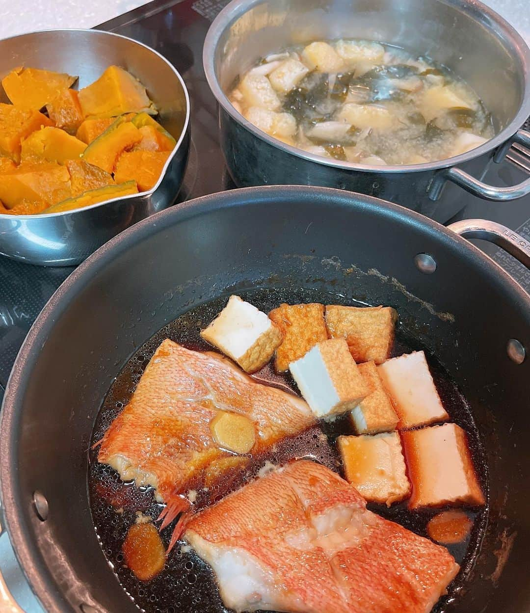 水谷雅子さんのインスタグラム写真 - (水谷雅子Instagram)「#晩御飯#おうちごはん #dinner  #煮魚#あかうおの煮付け  #かぼちゃの煮物 #わかめのお味噌汁 #水谷雅子#水谷雅子beautybook50の私  #水谷雅子の美容の秘密シリーズ」10月9日 21時53分 - mizutanimasako