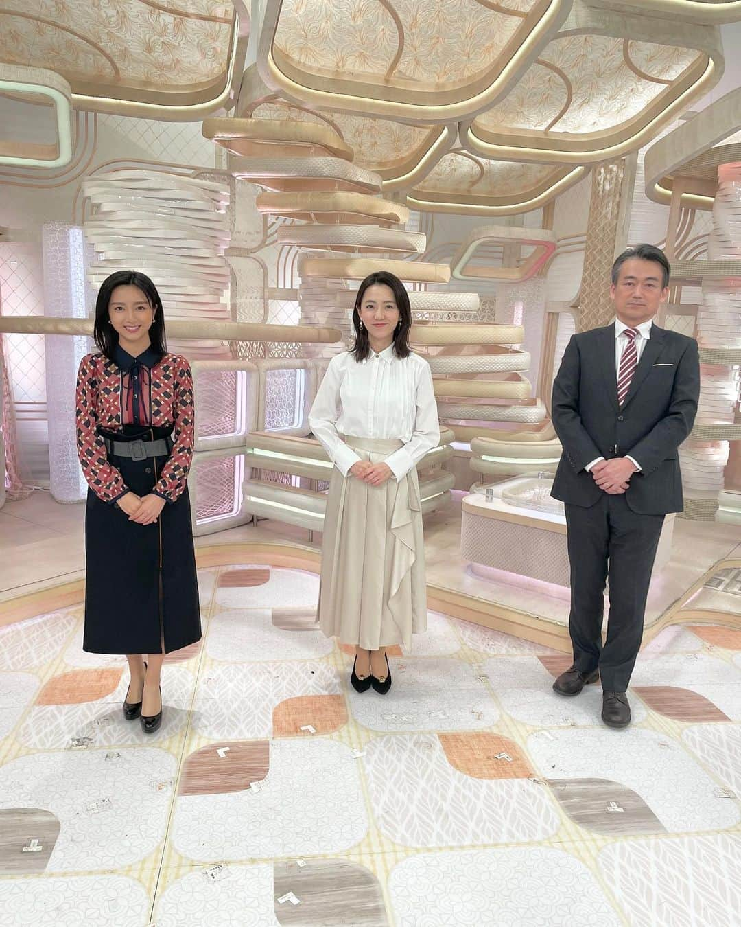 フジテレビ「プライムニュース イブニング」さんのインスタグラム写真 - (フジテレビ「プライムニュース イブニング」Instagram)「季節の変わり目で体調が崩れやすくなる時期ですが、旬の食べ物で免疫力をアップさせましょう！  きょうもイット！weekendごらんいただきありがとうございました。  内田嶺衣奈 #LOVELESS @loveless___official  佐久間みなみ #REDYAZEL @redyazel #お世話や @osewaya_official  #内田嶺衣奈 @reina.uchida #奥寺健 @fujitv_announcer #永尾亜子 @ako_nagao #佐久間みなみ @sakuma_minami #フジテレビ #アナウンサー #ニュース」11月7日 18時12分 - livenews_it