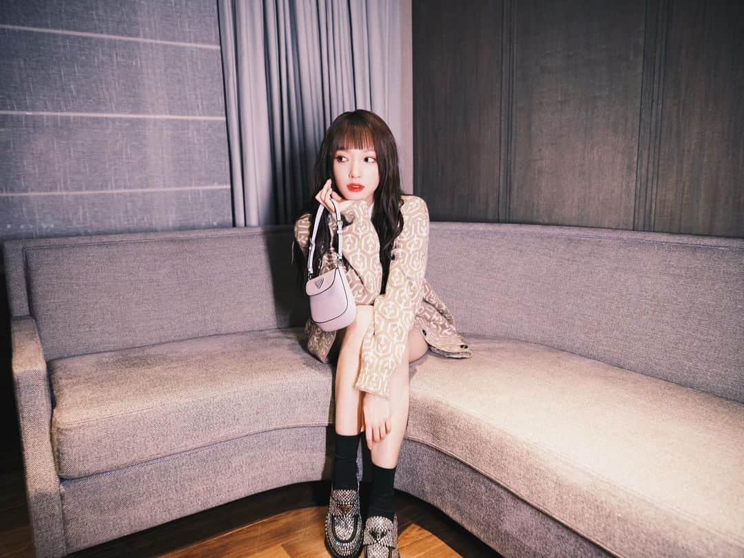 ソンソのインスタグラム：「Mini Cleo @Prada #PradaCleo❤️」